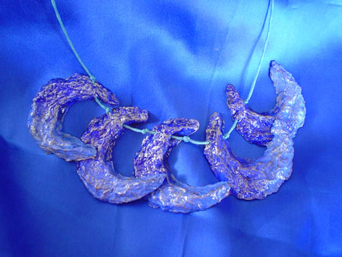 collana luna2,papier machè.